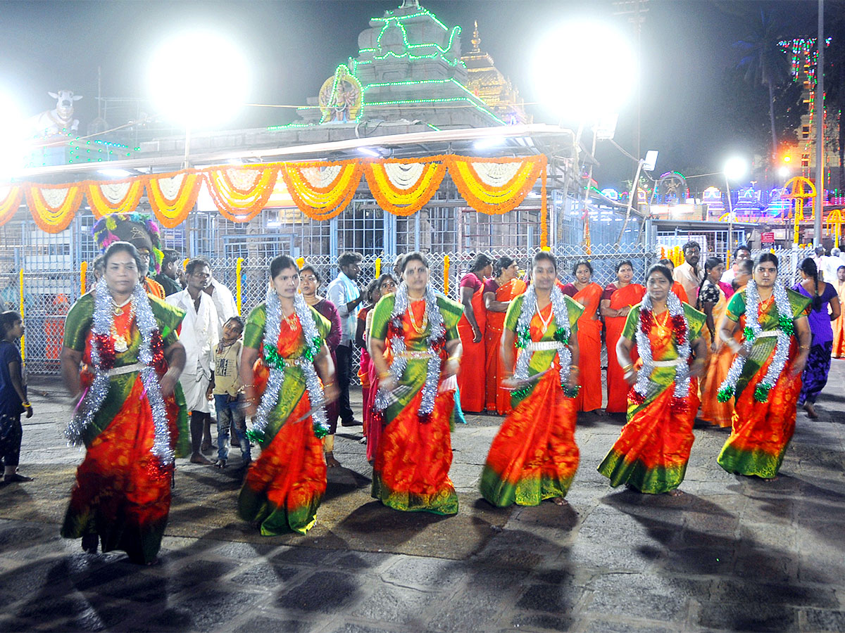 Maha_20Shivaratri_20Brahmotsavams_20Begins_20Srisailam-6.jpg 6