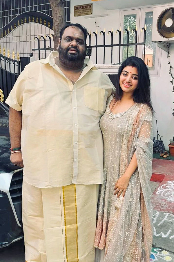 Actress_20Mahalakshmi_20And_20Ravindra_20Chandrasekhar_20Photos_8.jpg 11