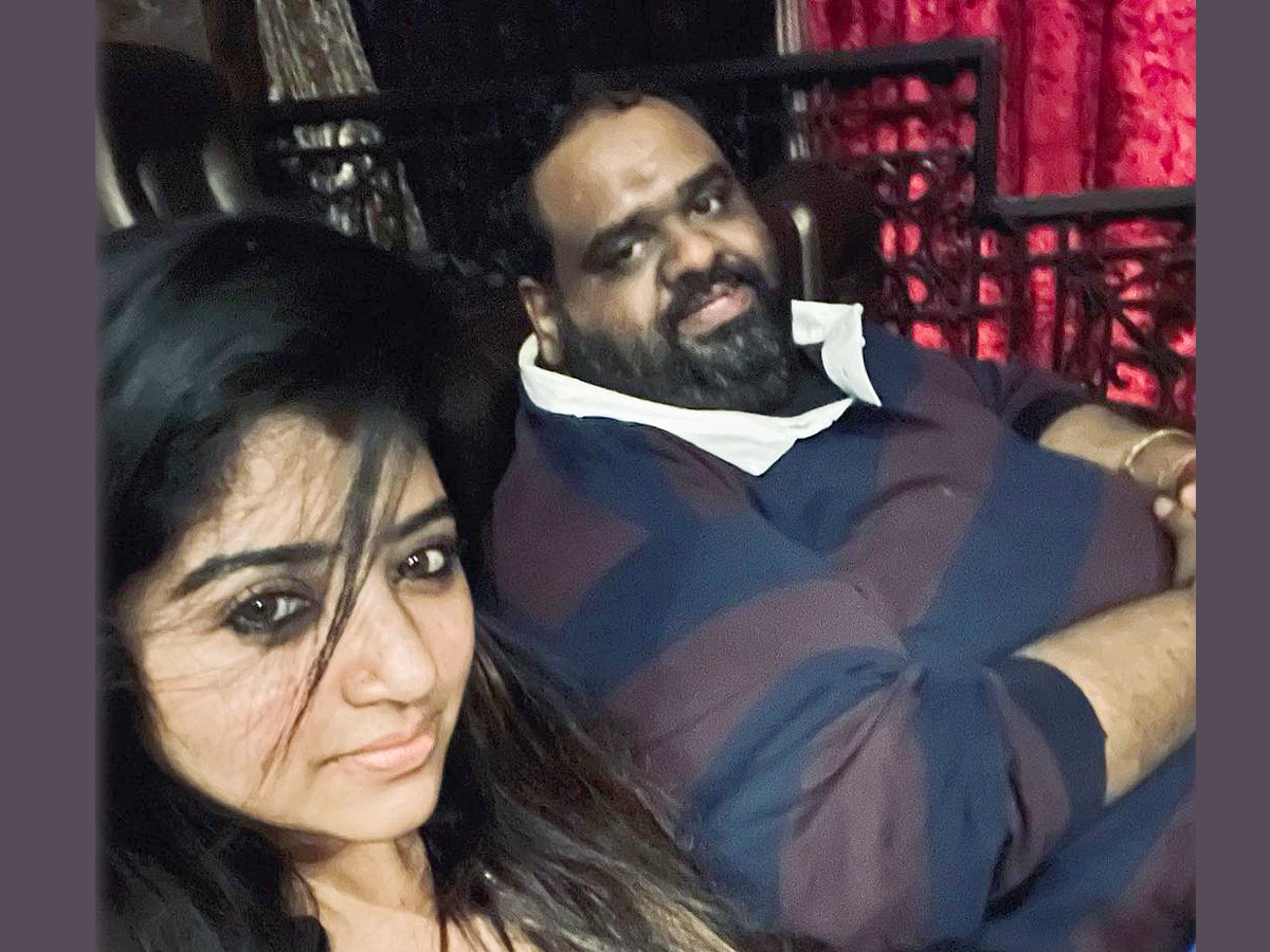 Actress_20Mahalakshmi_20And_20Ravindra_20Chandrasekhar_20Photos_9.jpg 7