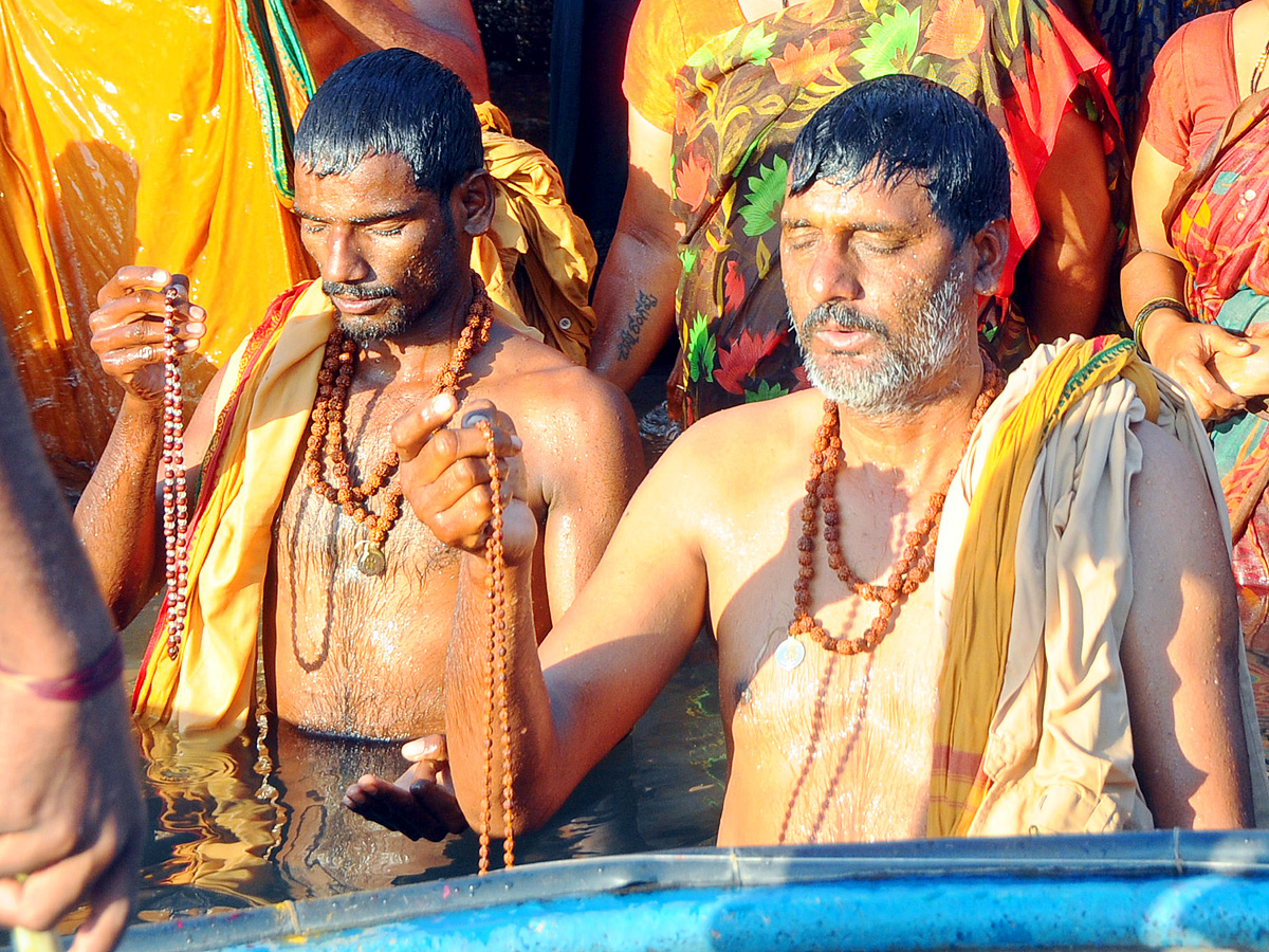 Maha_20Shivaratri_20Celebrations_20at_20Srisailam_20Photos_18.jpg 19