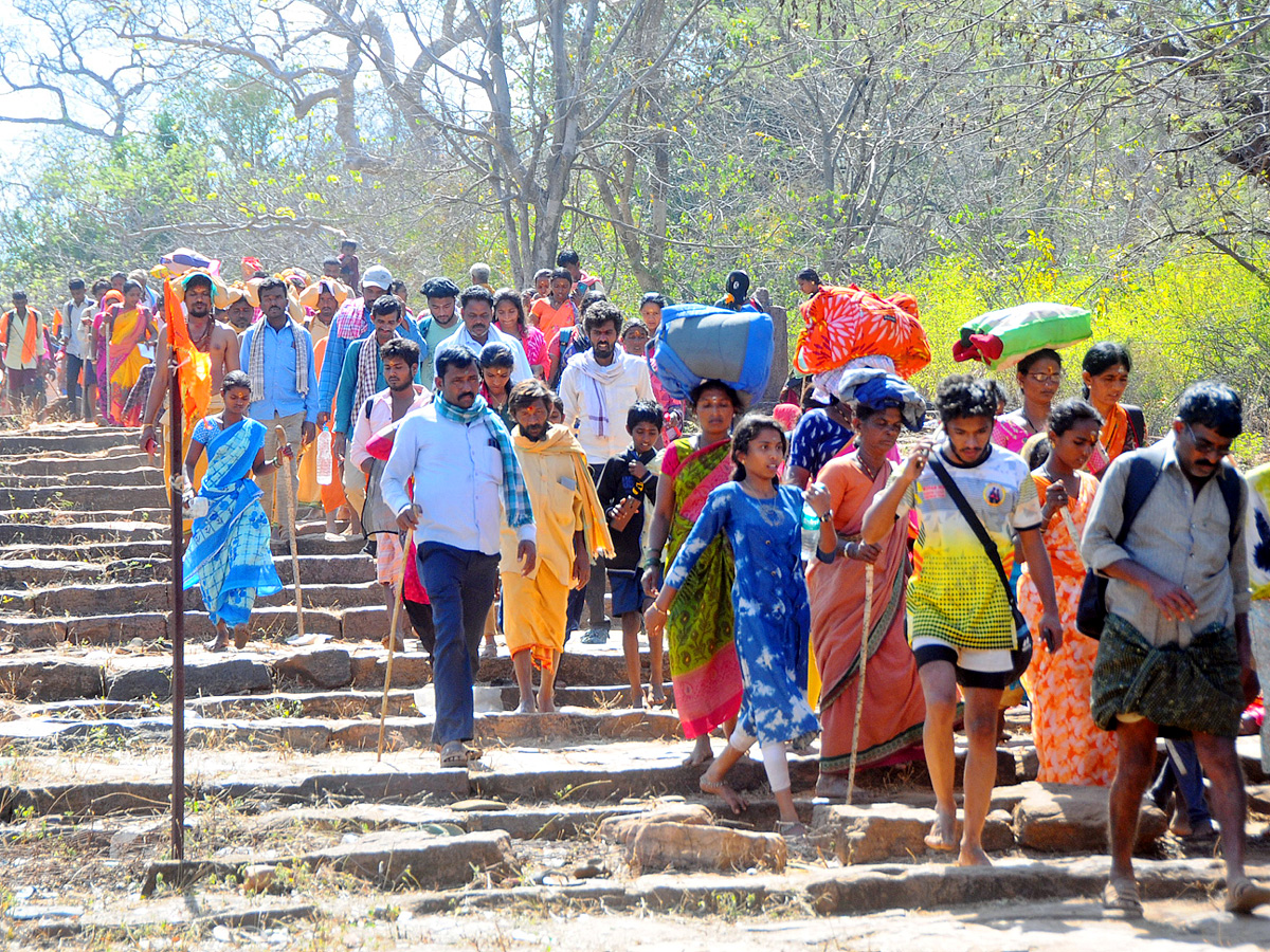 Maha_20Shivaratri_20Celebrations_20at_20Srisailam_20Photos_5.jpg 6