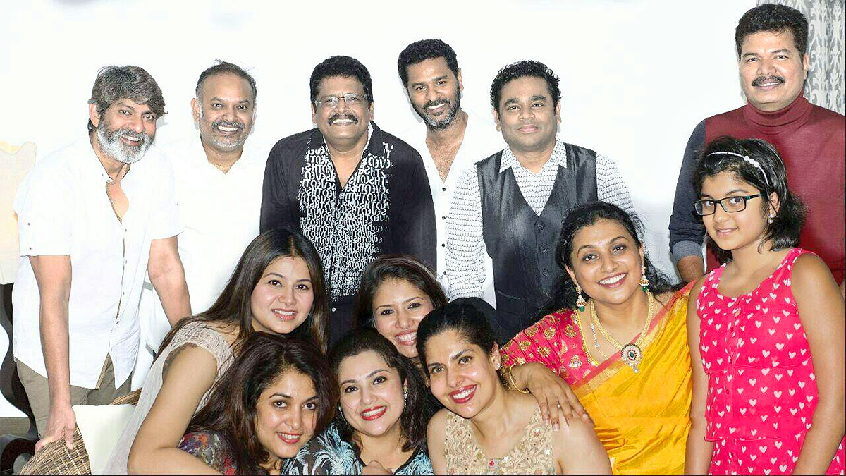 Tollywood_20Senior_20Actor_20Jagapathi_20Babu_20Pics_20That_20You_20have_20Never_20Seen-10.jpg 10