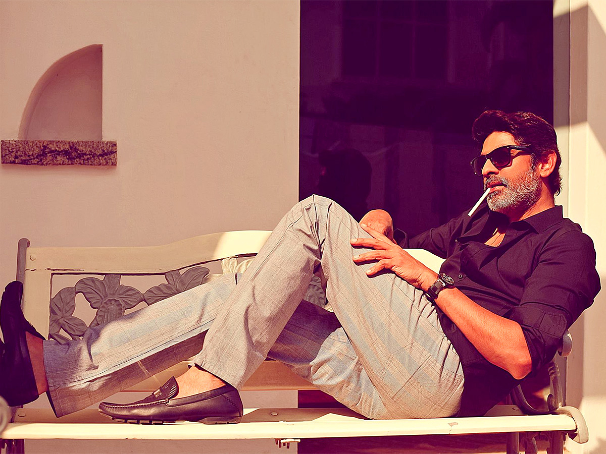 Tollywood_20Senior_20Actor_20Jagapathi_20Babu_20Pics_20That_20You_20have_20Never_20Seen-11.jpg 11