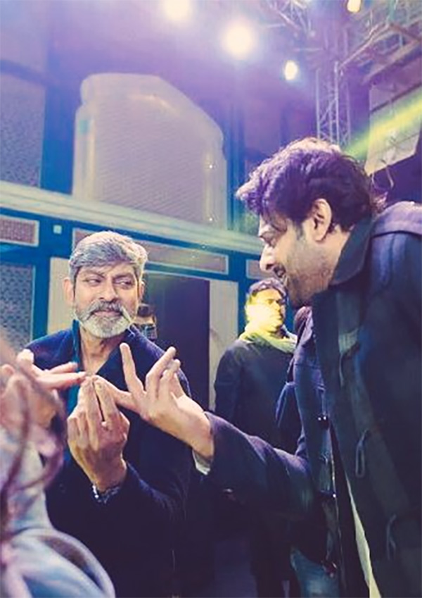 Tollywood_20Senior_20Actor_20Jagapathi_20Babu_20Pics_20That_20You_20have_20Never_20Seen-46.jpg 46