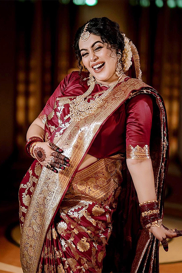 Actress_20Poorna_20Baby_20Bump_20Photoshoot-5.jpg 5