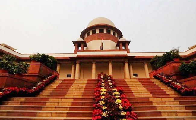 SC_Adani_Row_Panel.jpg