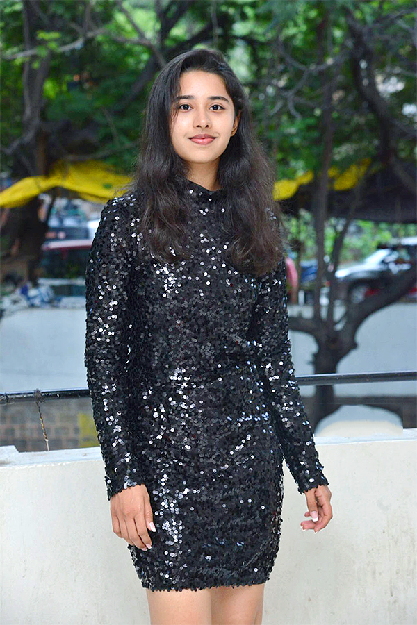Satya_20Krishnan_20Daughter_20Ananya_20Krishnan_20Latest_20Photos-6.jpg 6