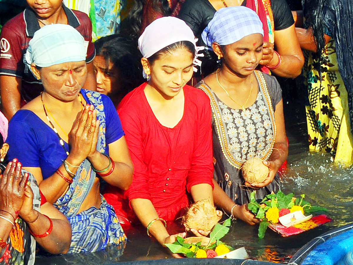 Shivaratri_20celebrations_20In_20Srisailam_20Photo_20Gallery_11.jpg 12