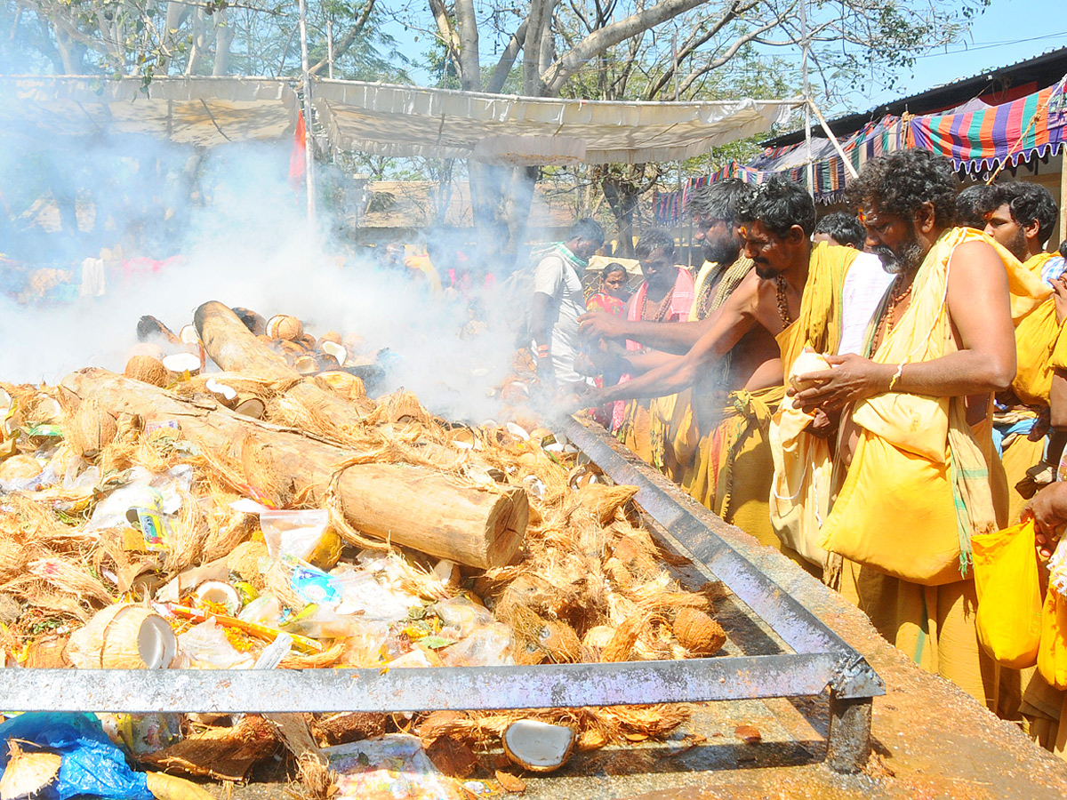 Shivaratri_20celebrations_20In_20Srisailam_20Photo_20Gallery_4.jpg 5