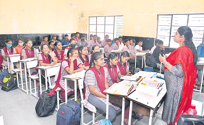 TEACHER-11.jpg