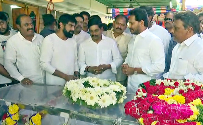 CM-YS-Jagan.jpg