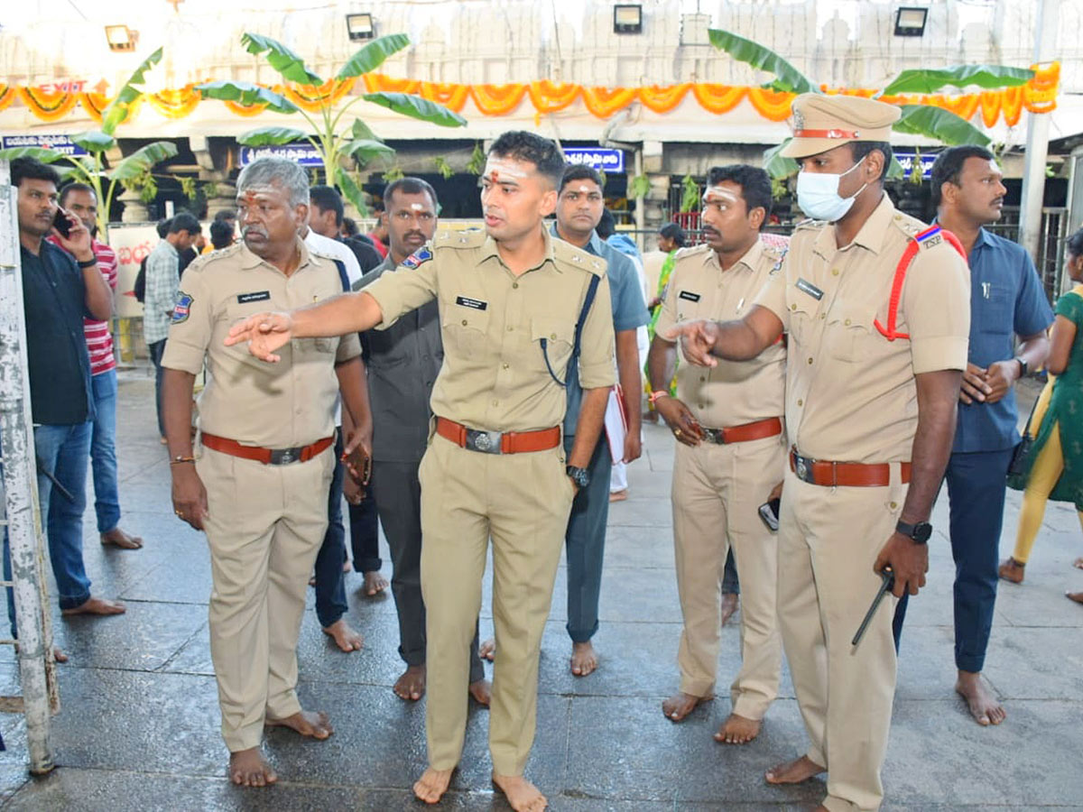 Mahashivratri_202023_20Celebrations_20Telugu_20states-16.jpg 16