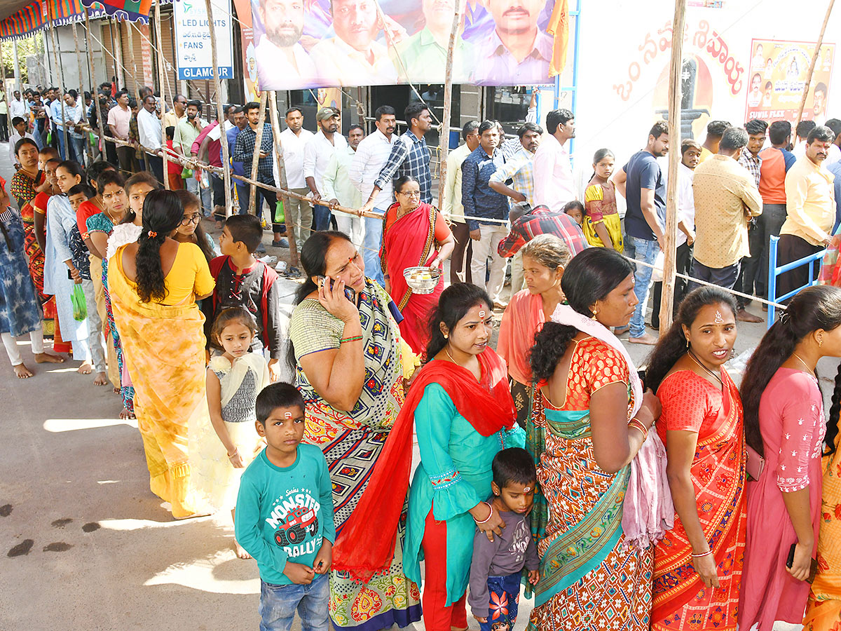 Mahashivratri_202023_20Celebrations_20Telugu_20states-5.jpg 5