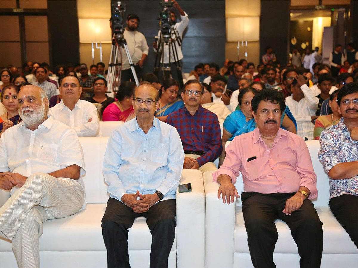Kalatapasvi_20K_20Viswanath_20Birthday_20Anniversary_20Celebrations-28.jpg 28