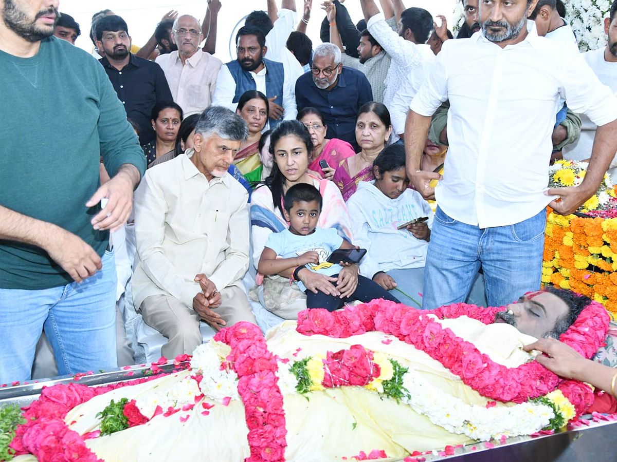 Taraka_20Ratna_20Funeral_20Photos_2.jpg 4