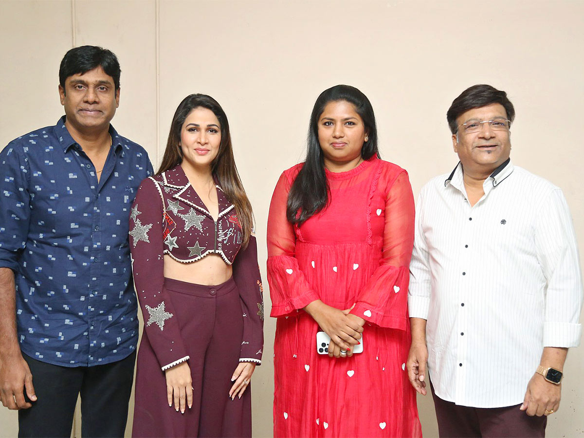 Actress_20Lavanya_20Tripathi_20Puli_20Meka_20MovieTrailer_20Launch-3.jpg 3