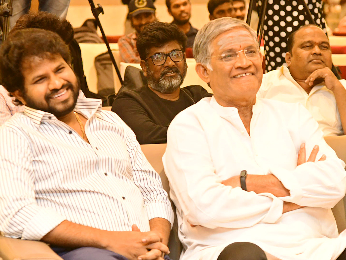 SIR_20Movie_20Blockbuster_20Success_20Meet-12.jpg 12