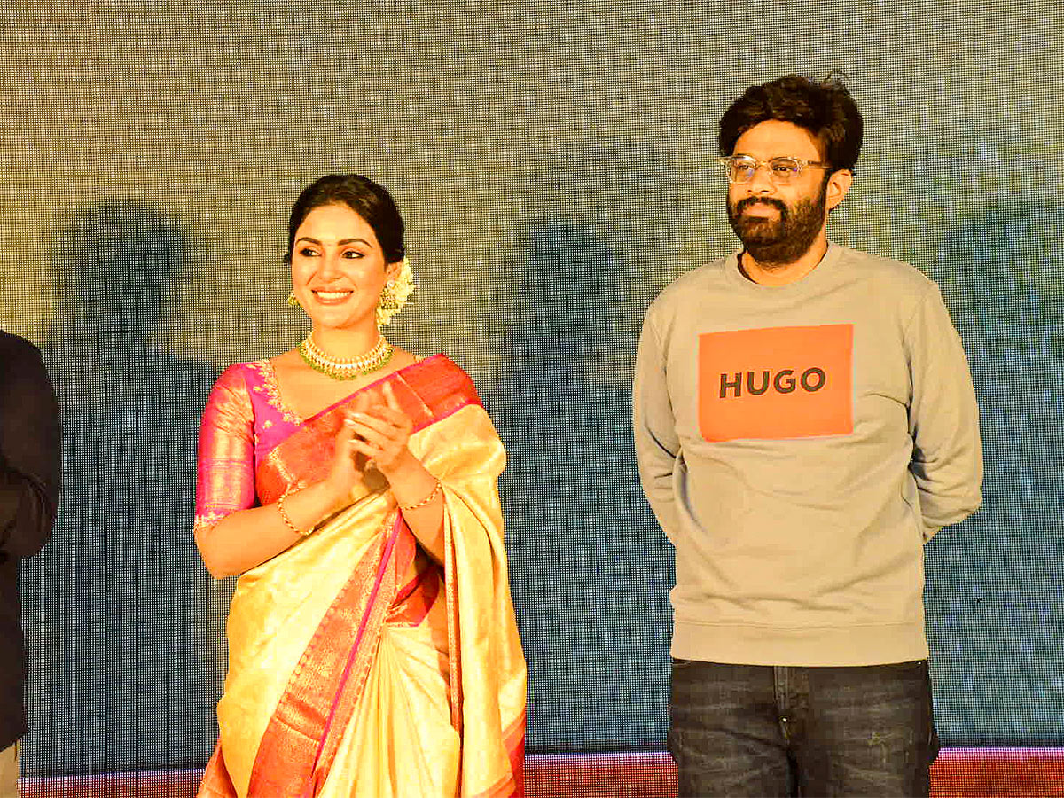 SIR_20Movie_20Blockbuster_20Success_20Meet-14.jpg 14