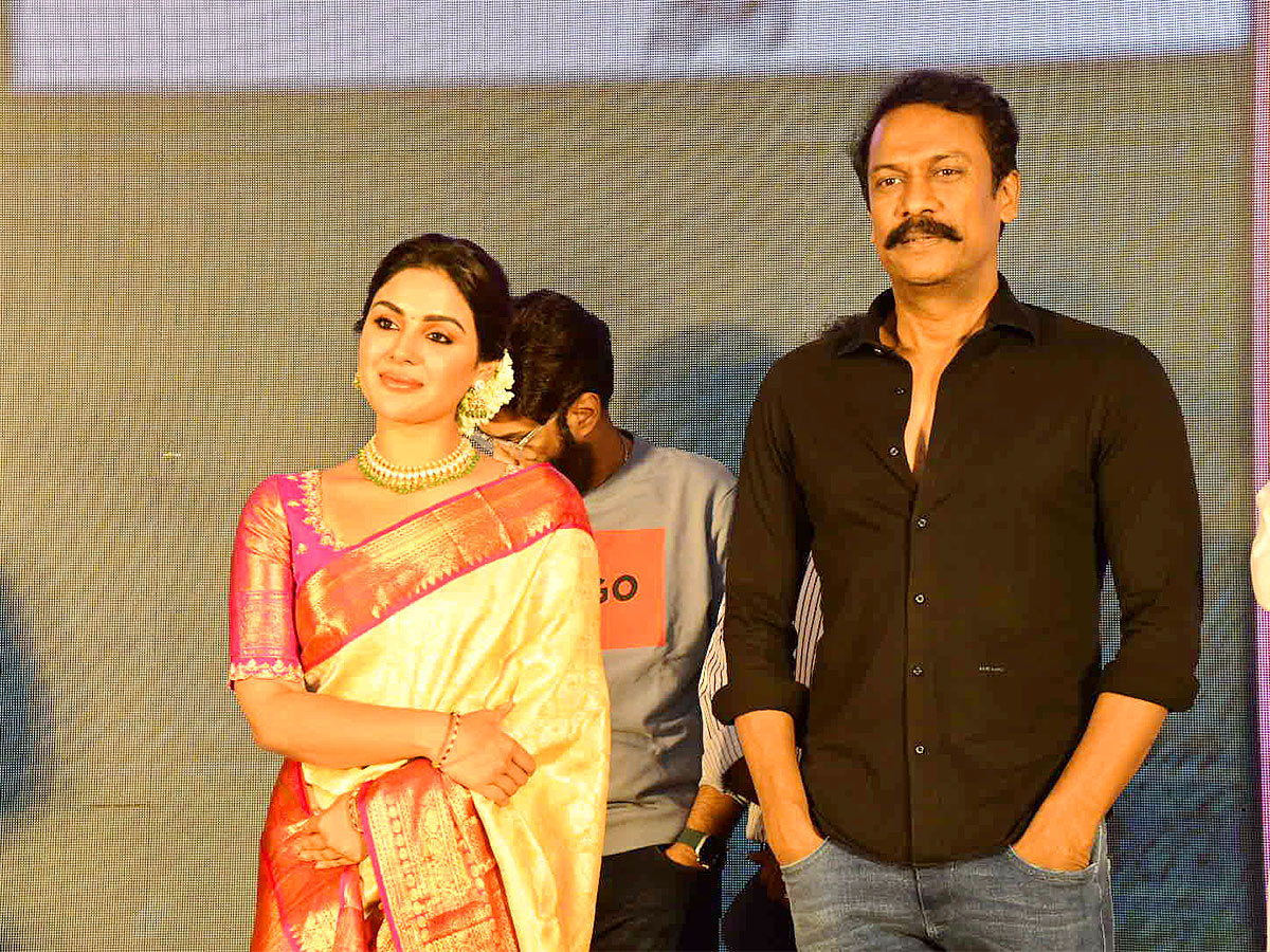 SIR_20Movie_20Blockbuster_20Success_20Meet-17.jpg 17