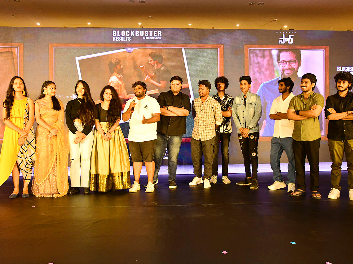 SIR_20Movie_20Blockbuster_20Success_20Meet-4.jpg 4