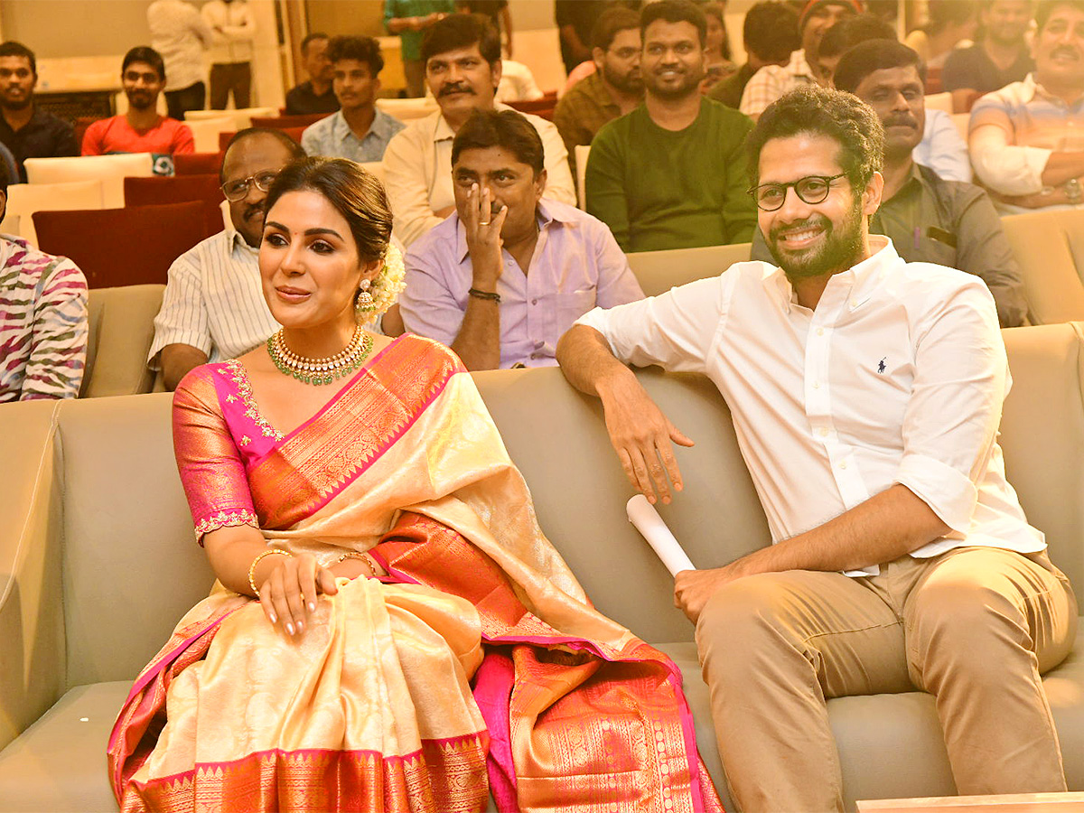SIR_20Movie_20Blockbuster_20Success_20Meet-7.jpg 7