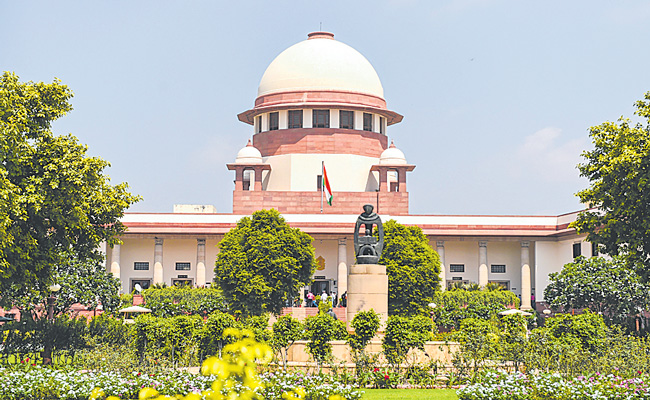 SUPREME-COURT-ORIGINAL-4.jpg