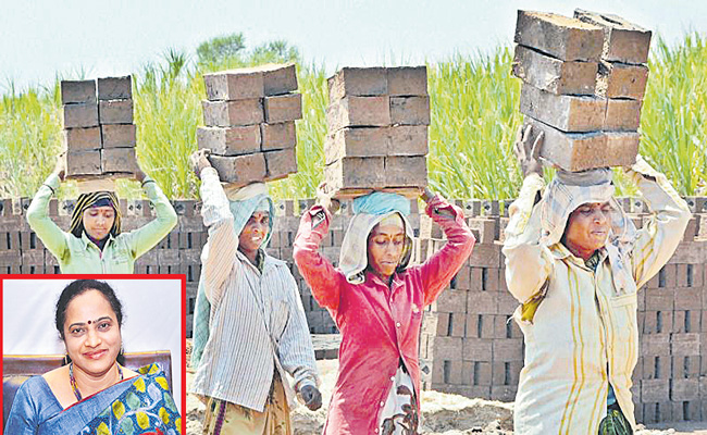 Women-construction-workers.jpg