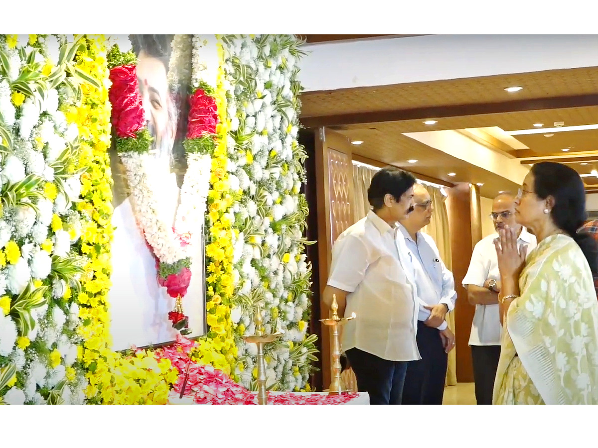 Nandamuri_20Taraka_20Ratna_20Chinna_20Karma_20Photos_4.jpg 5