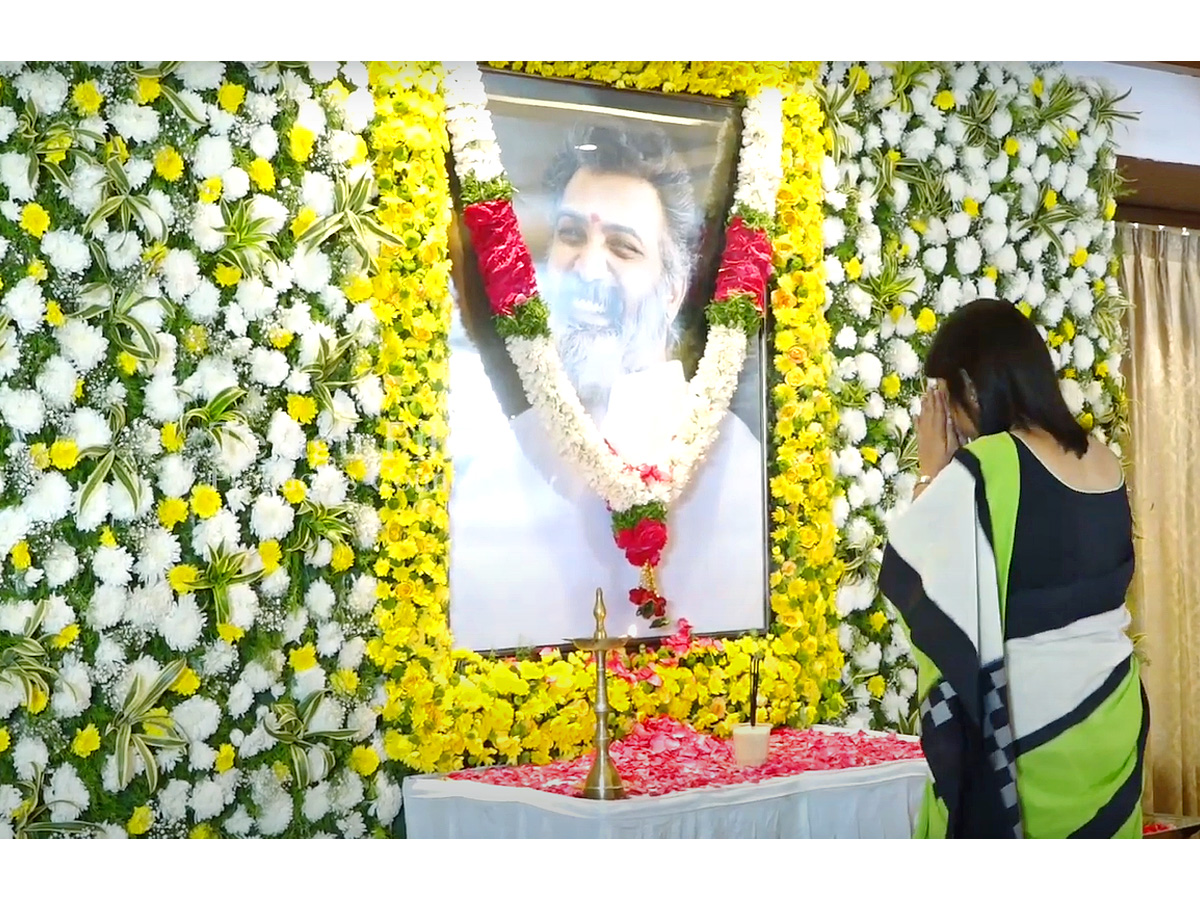 Nandamuri_20Taraka_20Ratna_20Chinna_20Karma_20Photos_6.jpg 7
