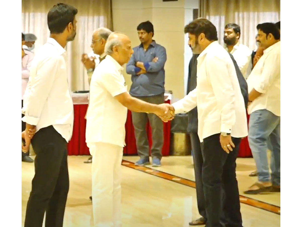Nandamuri_20Taraka_20Ratna_20Chinna_20Karma_20Photos_9.jpg 10