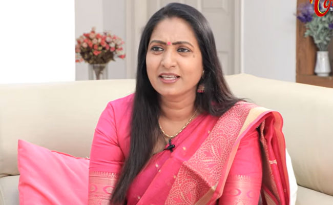 aamani.jpg