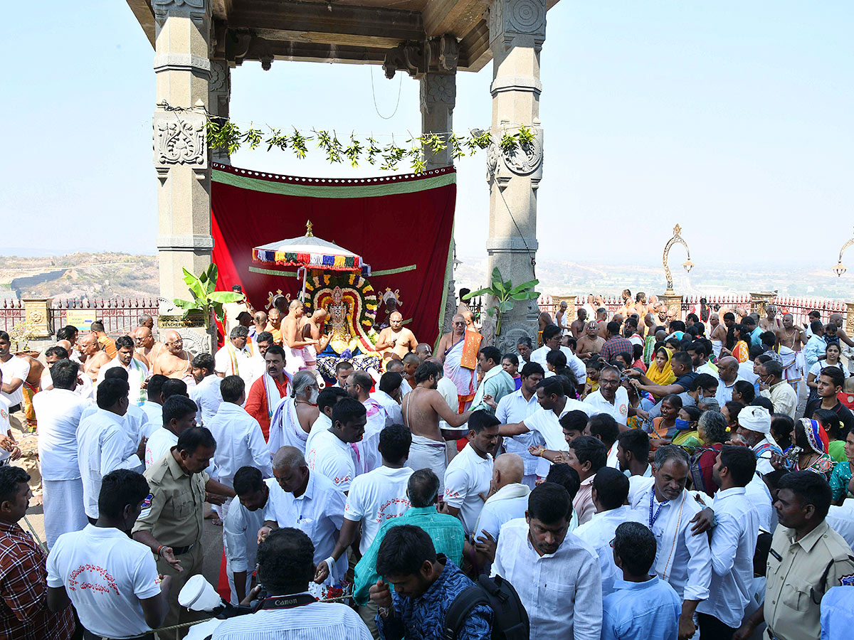 Yadadri_20Brahmotsavams_202023_20Photos-16.jpg 16