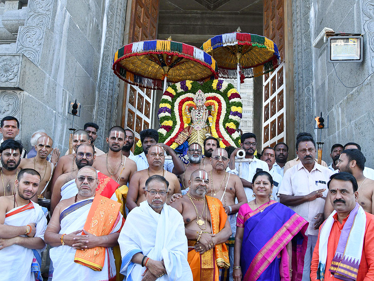 Yadadri_20Brahmotsavams_202023_20Photos-3.jpg 3