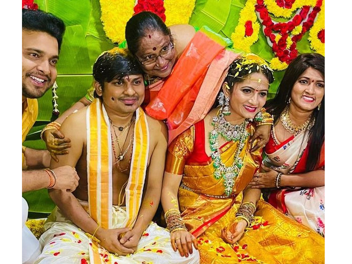 Jordar_20Sujatha_20wedding_20Celebartion_20Photos_11.jpg 3