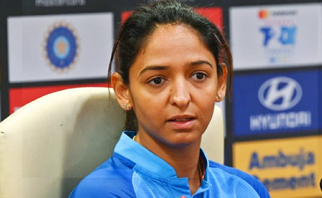 harmanpreet-kaur12.jpg