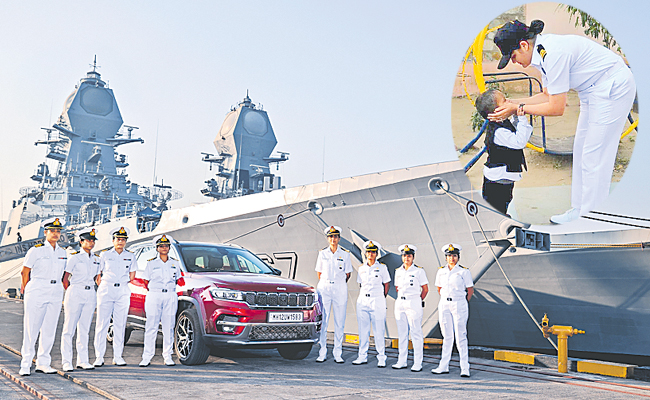navy.jpg