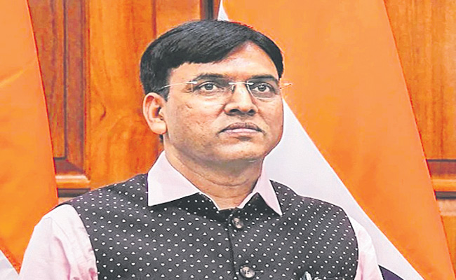 MANSUKH-3.jpg