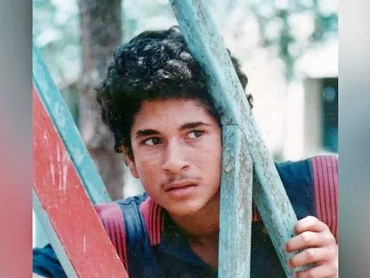 Rare_20Photos_20Of_20Sachin_20Tendulkar_20-10.jpg 10