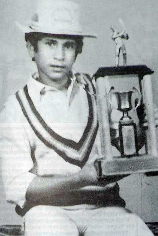Rare_20Photos_20Of_20Sachin_20Tendulkar_20-5.jpg 5
