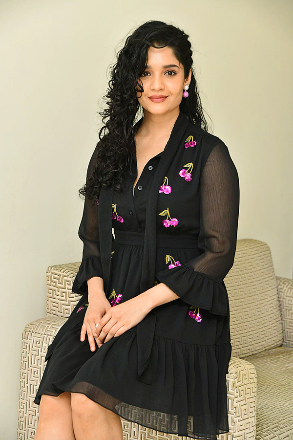 Ritika_20Singh_20Latest_20Pictures-29.jpg 28