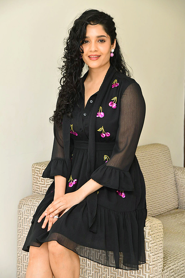 Ritika_20Singh_20Latest_20Pictures-31.jpg 30