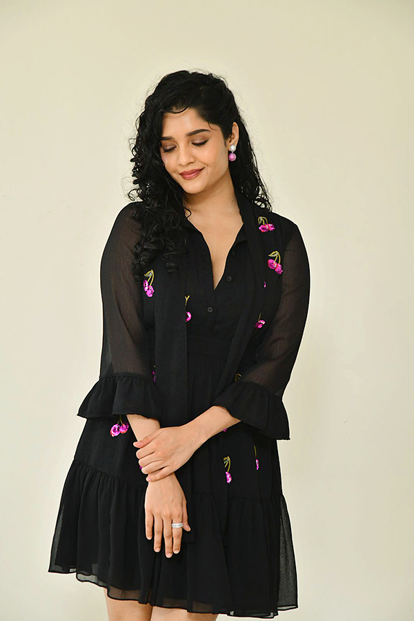 Ritika_20Singh_20Latest_20Pictures-42.jpg 41