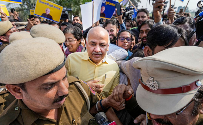 manish-sisodia.jpg