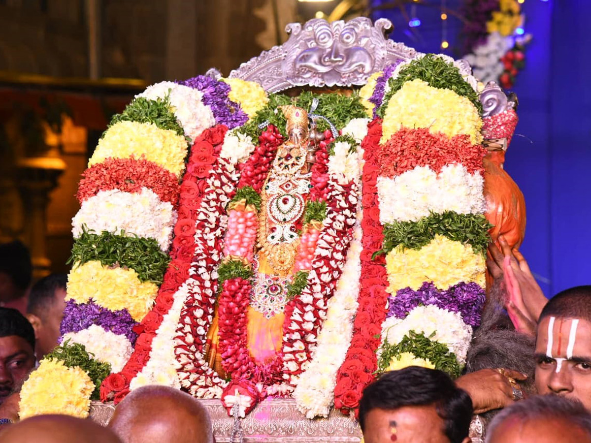 Yadagirigutta_20Brahmotsavam_202023_20Photos-12.jpg 12