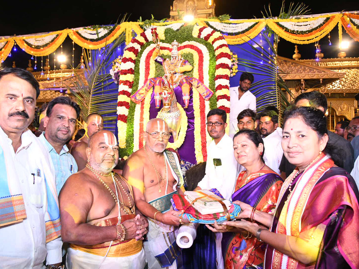 Yadagirigutta_20Brahmotsavam_202023_20Photos-19.jpg 19