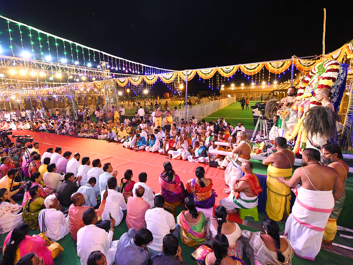 Yadagirigutta_20Brahmotsavam_202023_20Photos-20.jpg 20