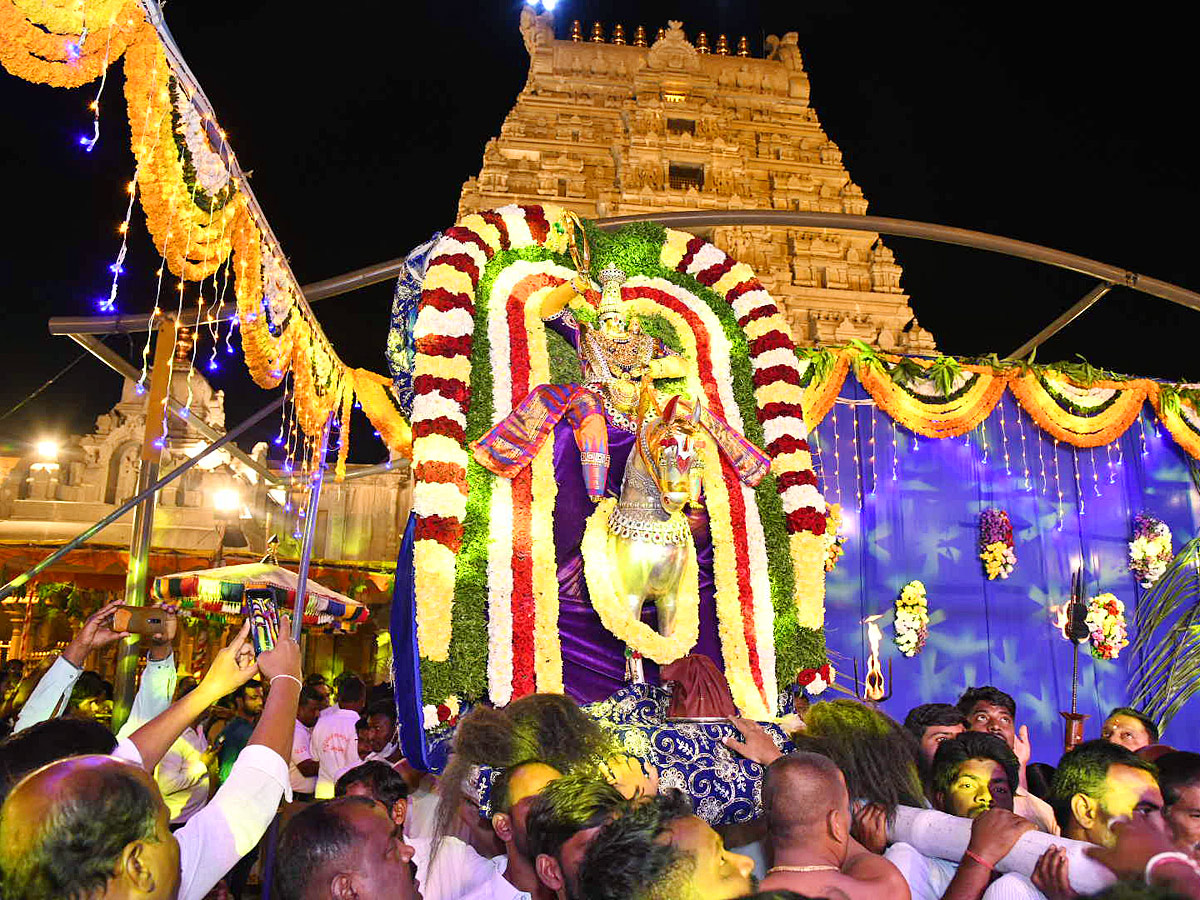 Yadagirigutta_20Brahmotsavam_202023_20Photos-23.jpg 23