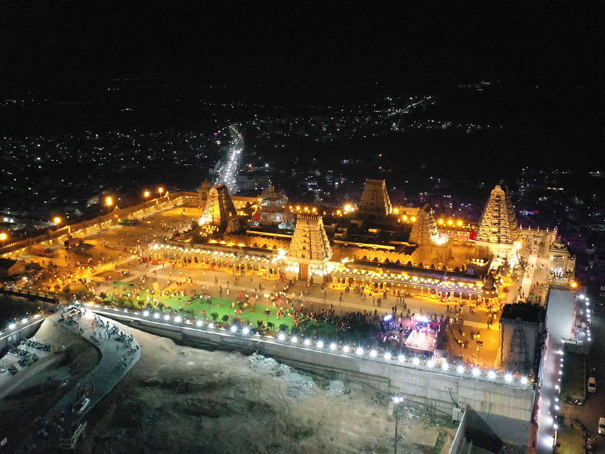 Yadagirigutta_20Brahmotsavam_202023_20Photos-26.jpg 26