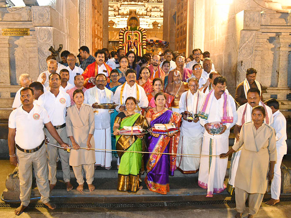 Yadagirigutta_20Brahmotsavam_202023_20Photos-7.jpg 7
