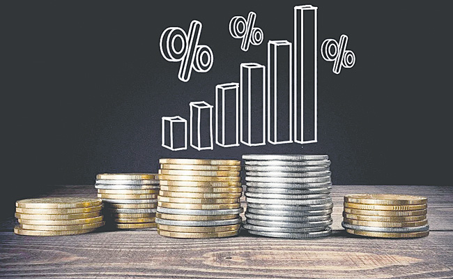 LOAN-RATES-HIKE.jpg